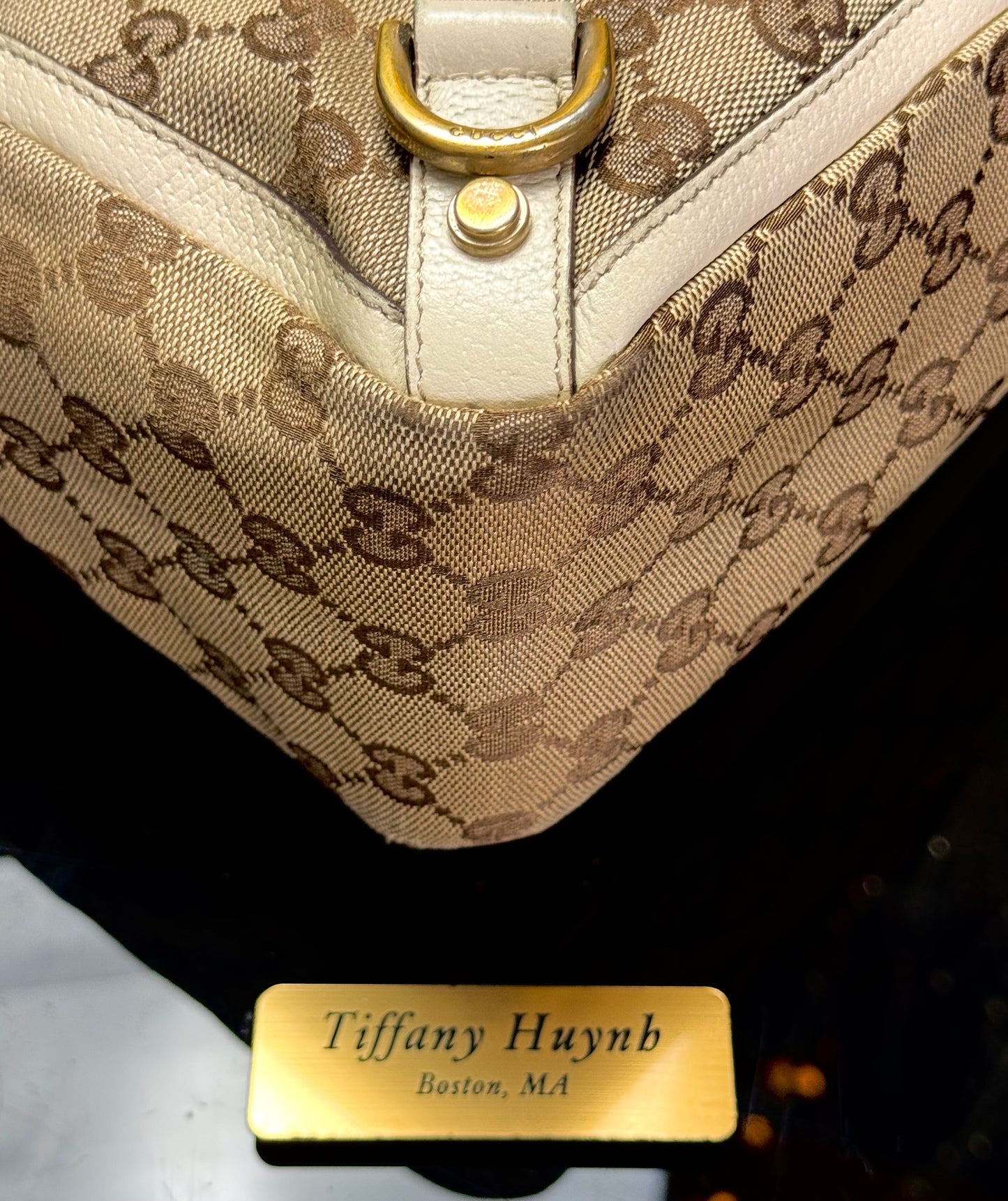 Authentic Gucci GG Abbey D-Ring Tote Bag in Beige