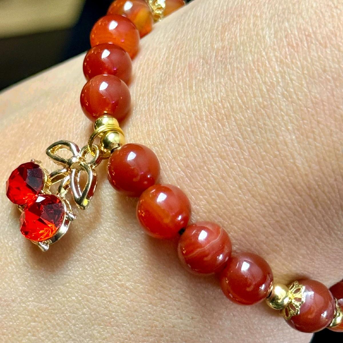 Carnelian Crystal with White Tridacna Shell and Charm