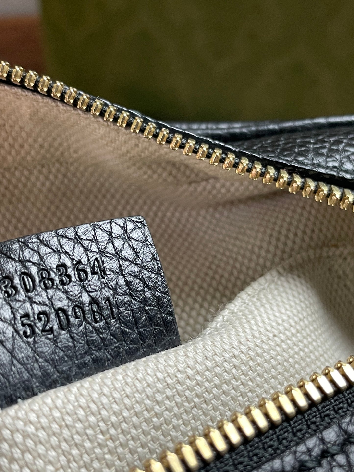 Authentic Gucci Soho Disco bag in Black