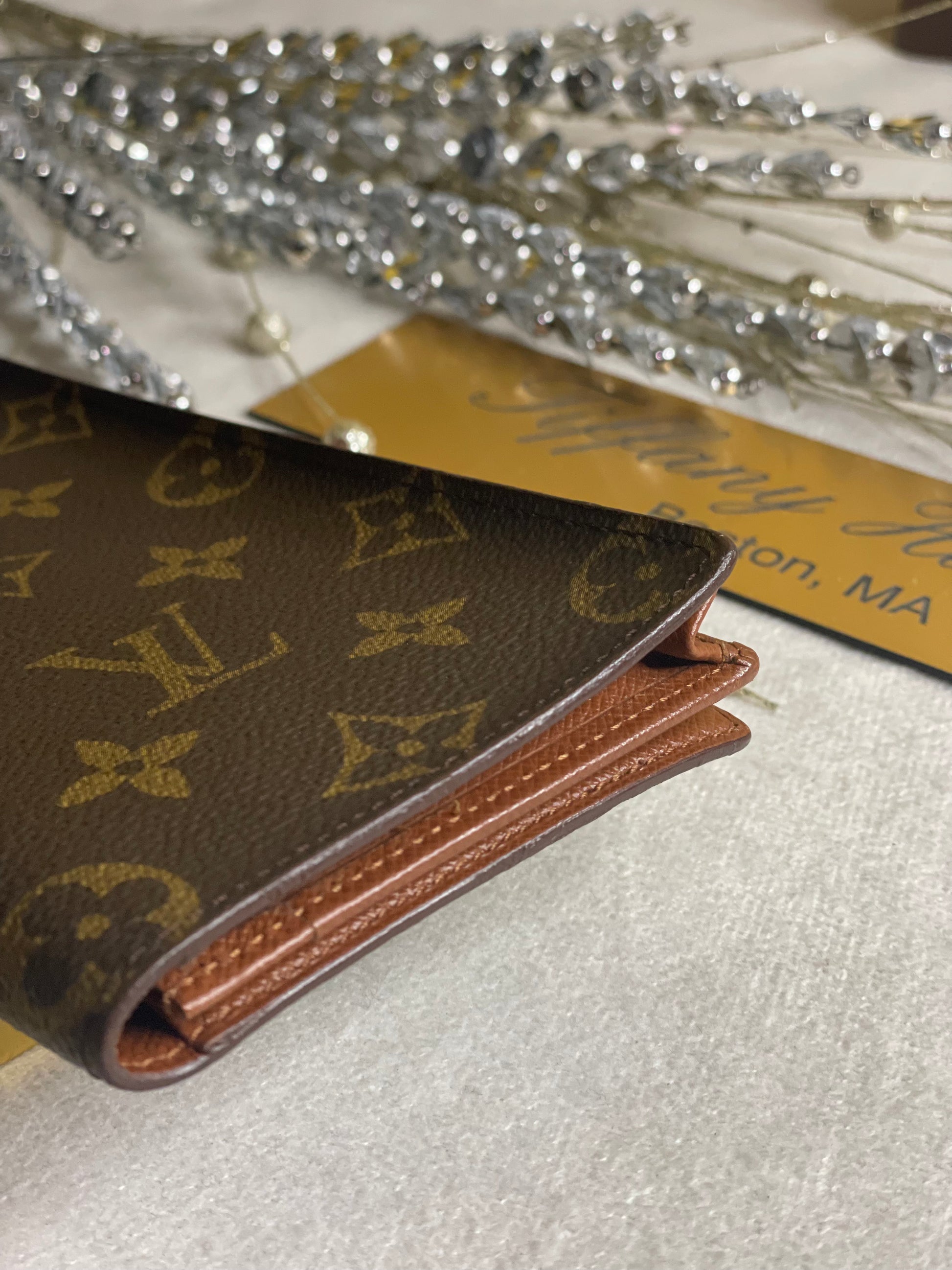 Louis Vuitton, Bags, Authentic Louis Vuitton Bi Fold Check Book Wallet