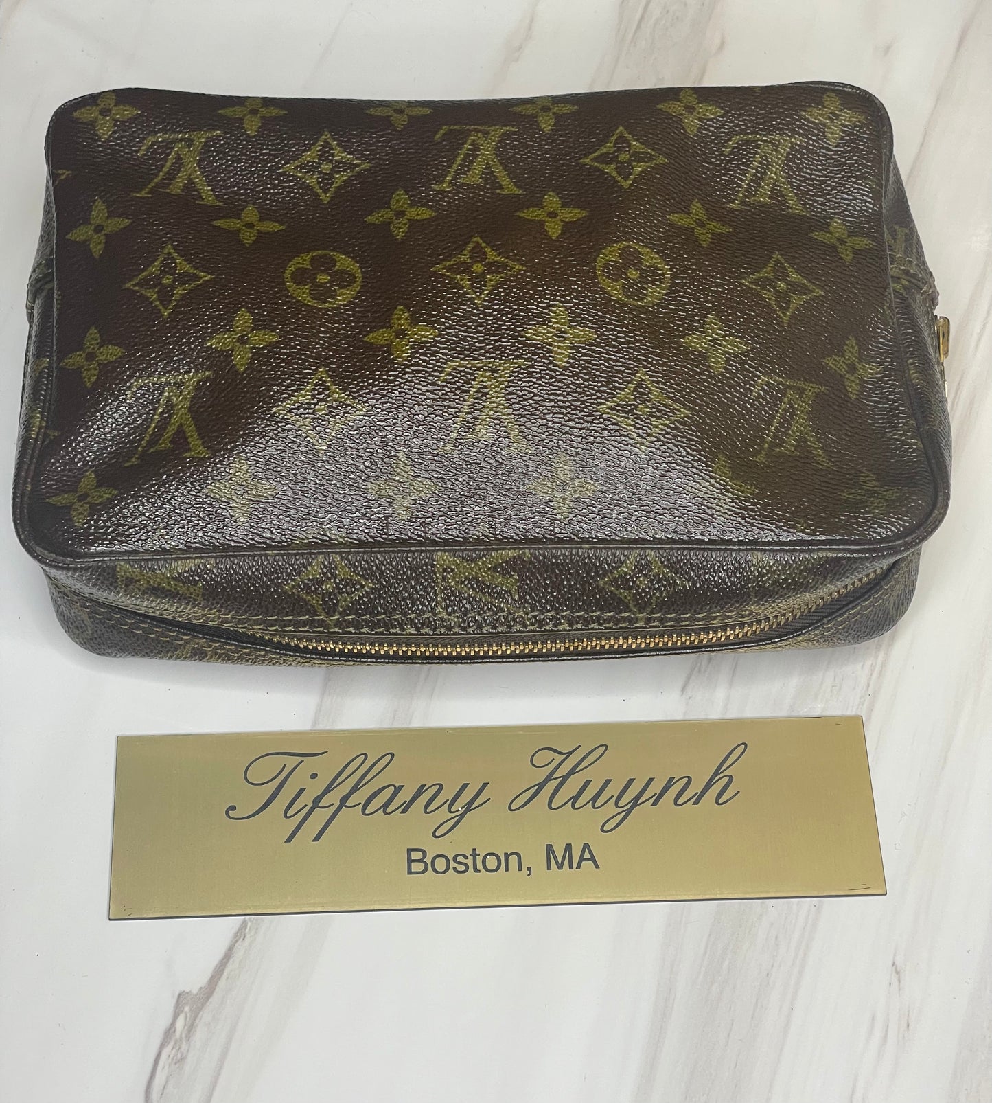 Authentic Louis Vuitton Monogram Trousse 23