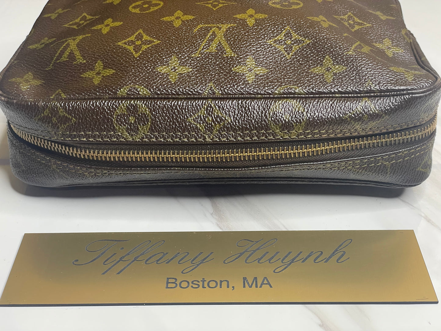 Authentic Louis Vuitton Monogram Trousse 23